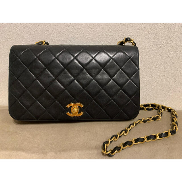 CHANEL マトラッセ ショルダーバッグ