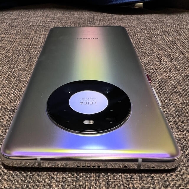 HUAWEI Mate 40 Pro　ミスティックシルバー