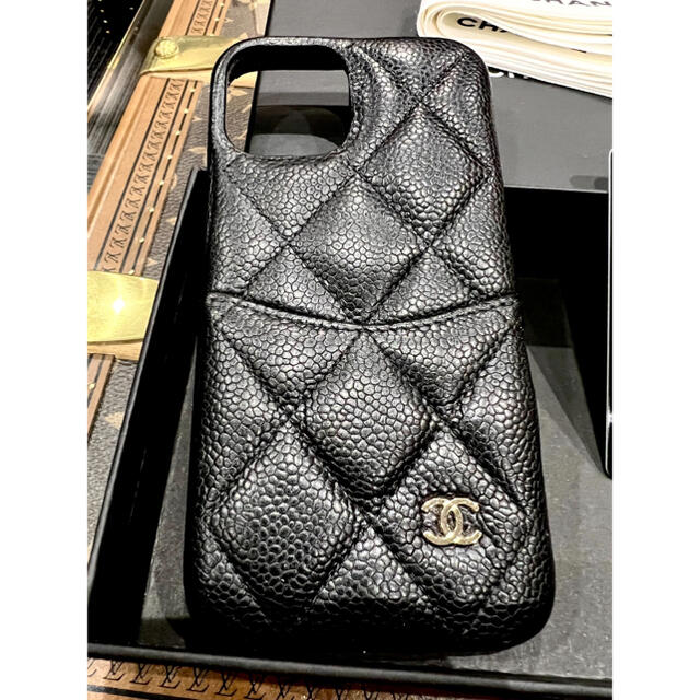 CHANEL(シャネル)のCHANEL 12Pro ケース スマホ/家電/カメラのスマホアクセサリー(iPhoneケース)の商品写真