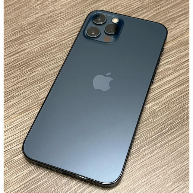 Apple(アップル)の【美品】iPhone 12 Pro パシフィックブルー128 GB SIMフリー スマホ/家電/カメラのスマートフォン/携帯電話(スマートフォン本体)の商品写真