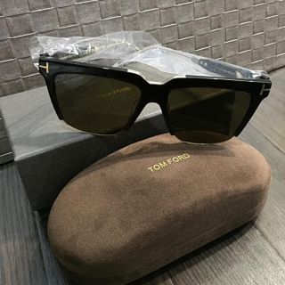 トムフォード(TOM FORD)のここちゃん様専用　TOM FORD  サングラス(サングラス/メガネ)