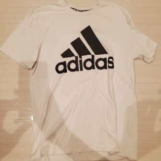 アディダス(adidas)のアディダス T シャツ(Tシャツ/カットソー(半袖/袖なし))