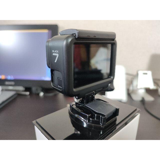 GoPro(ゴープロ)のGoPro hero7 black  スマホ/家電/カメラのカメラ(ビデオカメラ)の商品写真
