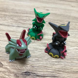 白 フリル付 ポケモンキッズ 色違い - ecotours-of-oregon.com