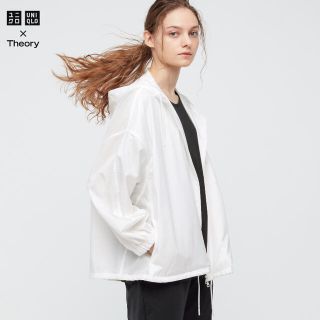 ユニクロ(UNIQLO)の【大人気】ユニクロ セオリー ポケッダブルUVカットオーバーサイズパーカー XL(パーカー)