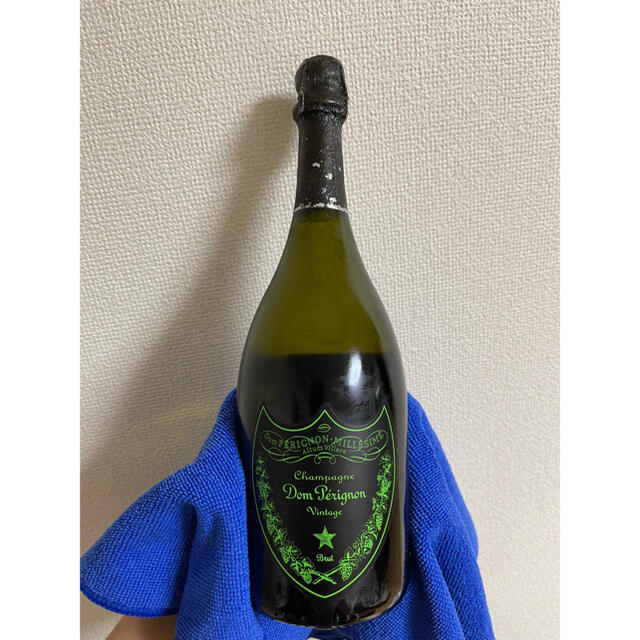 Dom Pérignon(ドンペリニヨン)のＡ．Ｓ．様用　　2004の光るドンペリニヨン ルミナス750ml暗所保管品 食品/飲料/酒の酒(シャンパン/スパークリングワイン)の商品写真