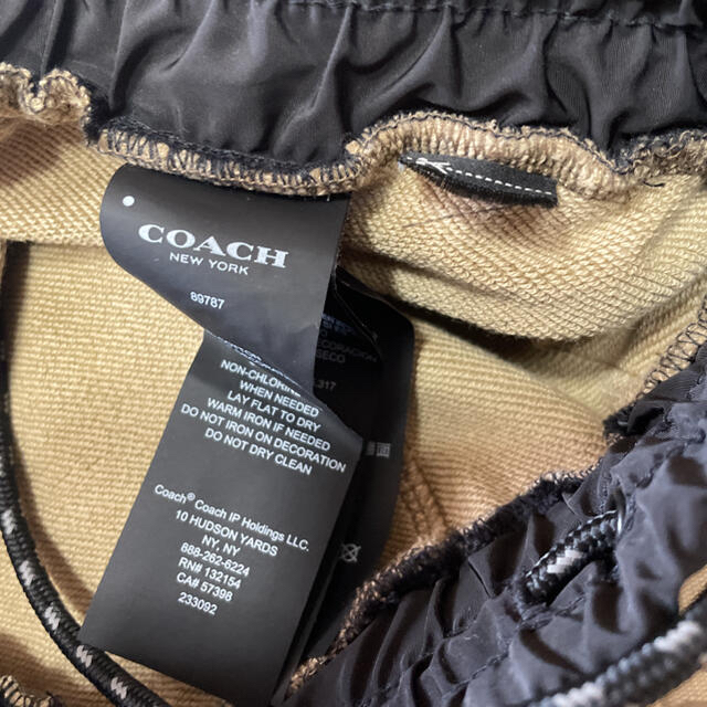 COACH(コーチ)のMiu様専用　COACH /シグネチャーパンツ/ミックスドメディアジョガー メンズのパンツ(その他)の商品写真