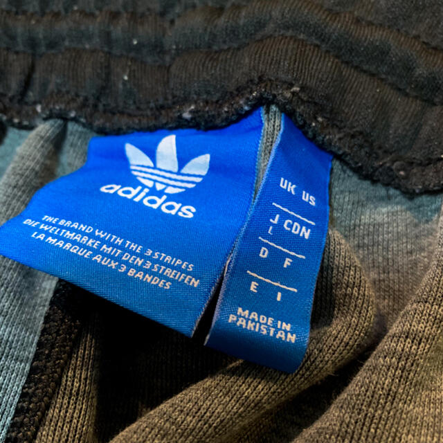 adidas(アディダス)の【Lサイズ】Adidas 3ストライプトラックパンツ メンズのパンツ(その他)の商品写真
