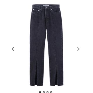 ジョンローレンスサリバン(JOHN LAWRENCE SULLIVAN)のWOMENS WASHED DENIM SLITED PANTS / BLACK(デニム/ジーンズ)