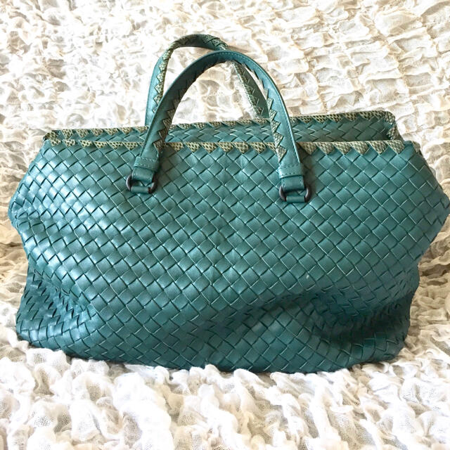 Bottega Veneta イントレチャート トート　ボストンバック