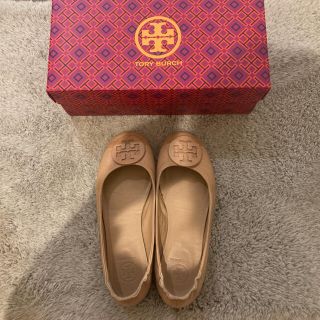 トリーバーチ(Tory Burch)のTORY BURCH フラットシューズ　5.5(23cm) ベージュ(バレエシューズ)