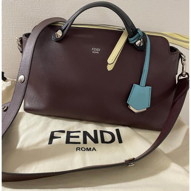 正規品　FENDI フェンディ　バイザウェイ　ミディアムレディース