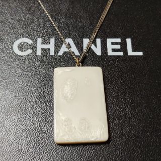 CHANEL　ネックレス　ヴィンテージ　プレート　ロゴ　シェル