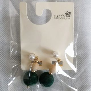 アースミュージックアンドエコロジー(earth music & ecology)の【新品未開封】earth music&ecology フロッキーイヤリング(イヤリング)