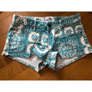 ロキシー(Roxy)のroxy ショートパンツ(ショートパンツ)