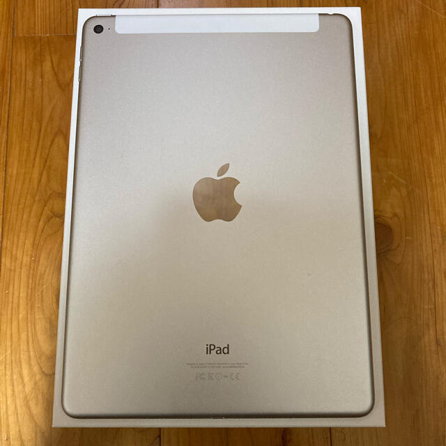 iPad Air2 Wi-Fiセルラーモデル 64GB シルバー (ドコモ版) - 1