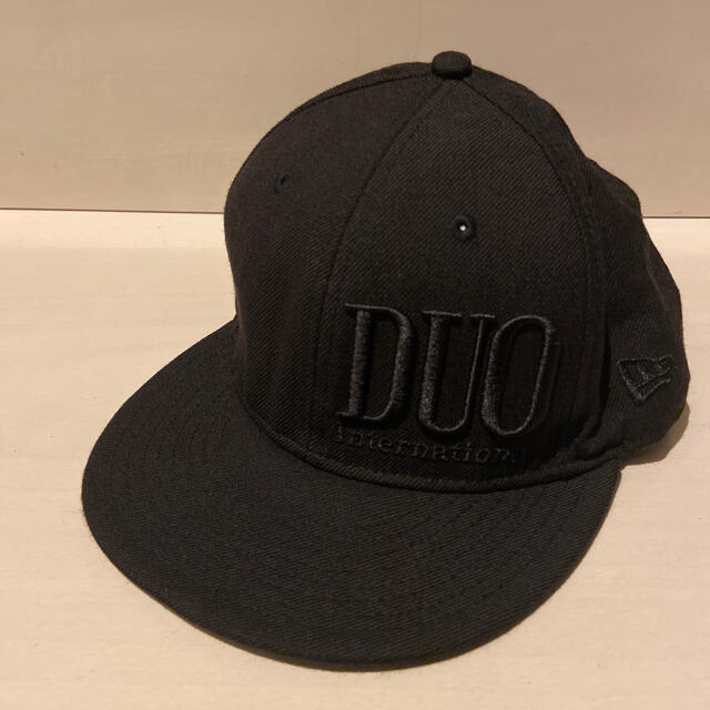 DUO ニューエラ  new era ブラック メンズの帽子(キャップ)の商品写真