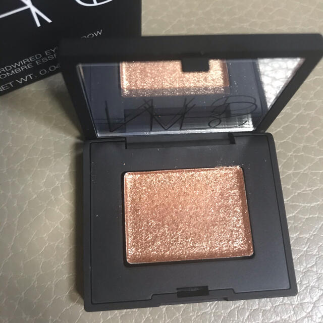 NARS(ナーズ)のNARS ハードワイヤードアイシャドー 5338 コスメ/美容のベースメイク/化粧品(アイシャドウ)の商品写真