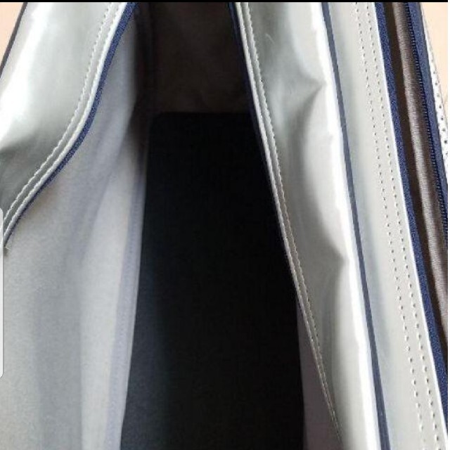 adidas(アディダス)のアディダス　adidas　大　エナメルバッグ　スポーツバッグ メンズのバッグ(その他)の商品写真
