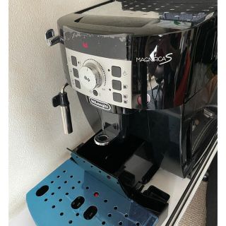 デロンギ(DeLonghi)のデロンギ マグニフィカS エスプレッソマシン ［ECAM22112B］(エスプレッソマシン)