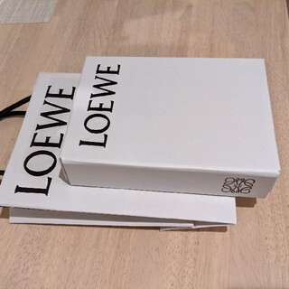 ロエベ(LOEWE)のLOEWE箱、紙袋【ほぼ新品】(ショップ袋)