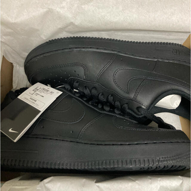 NIKE ナイキ スニーカー　AIR FORCE 1 LOW 07 黒　27