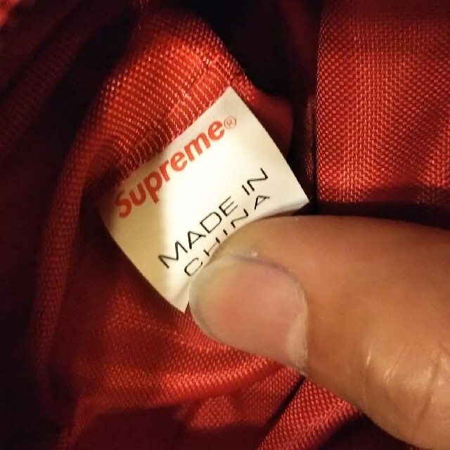 Supreme(シュプリーム)のsupreme  utility  pouch red  赤 メンズのバッグ(ショルダーバッグ)の商品写真