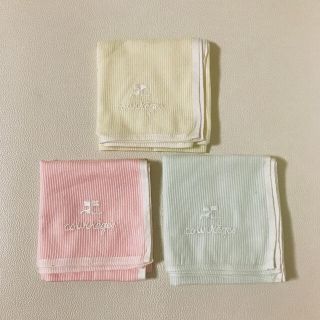 クレージュ(Courreges)のCourreges クレージュ　ピンク　イエロー  緑　ハンカチ　3枚セット(ハンカチ)