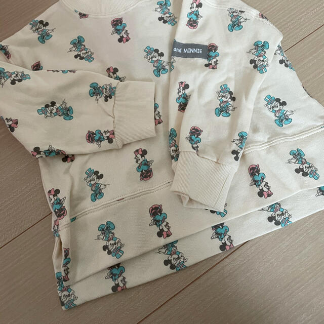 未使用。総柄ミッキー ＆ミニートレーナー キッズ/ベビー/マタニティのキッズ服男の子用(90cm~)(ニット)の商品写真