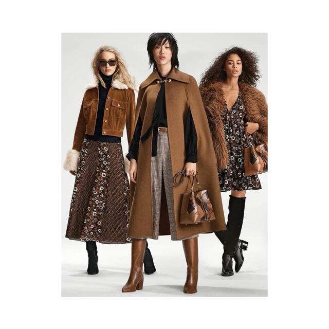 DEUXIEME CLASSE(ドゥーズィエムクラス)の2021AW MICHAEL KORS Wool Cape ケープ コート レディースのジャケット/アウター(ポンチョ)の商品写真