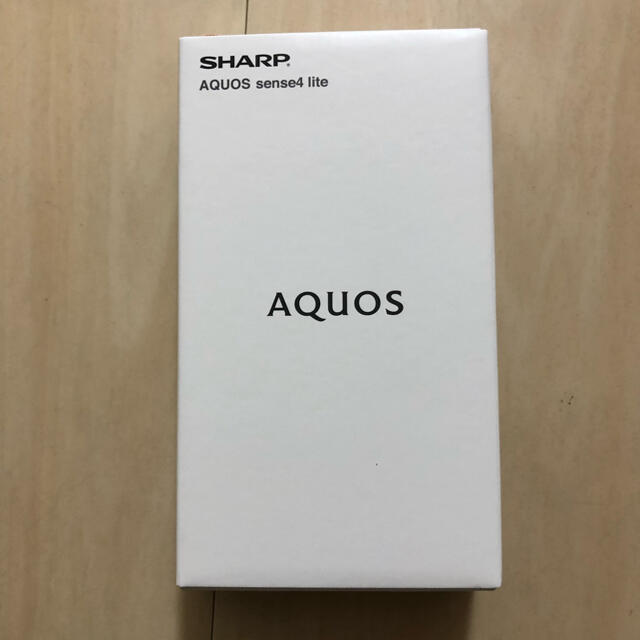 AQUOS(アクオス)のAQUOS sense4 lite ブラック（Black）新品 スマホ/家電/カメラのスマートフォン/携帯電話(スマートフォン本体)の商品写真