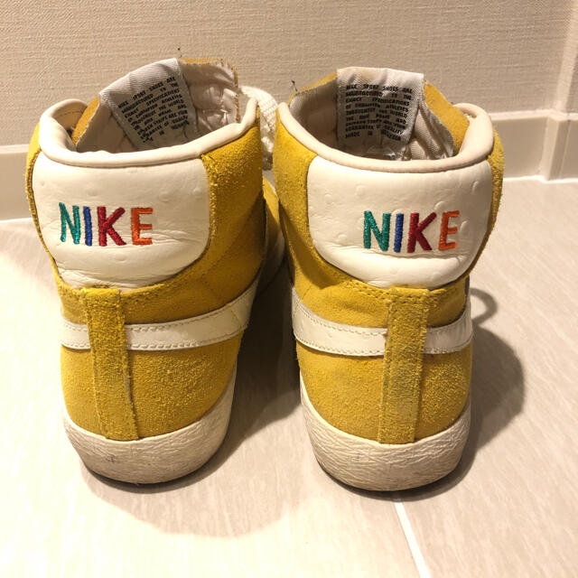 NIKE(ナイキ)のNIKE ナイキ BLAZER HI ナイキブレイザー　レインボー　24cm メンズの靴/シューズ(スニーカー)の商品写真