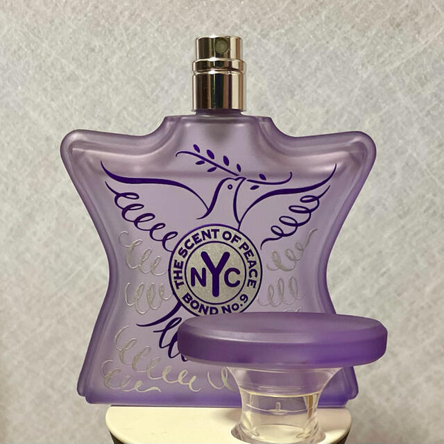 Bond No. 9(ボンドナンバーナイン)のBond No.9 セント・オブ・ピース　オードパルファム　50ml コスメ/美容の香水(香水(女性用))の商品写真