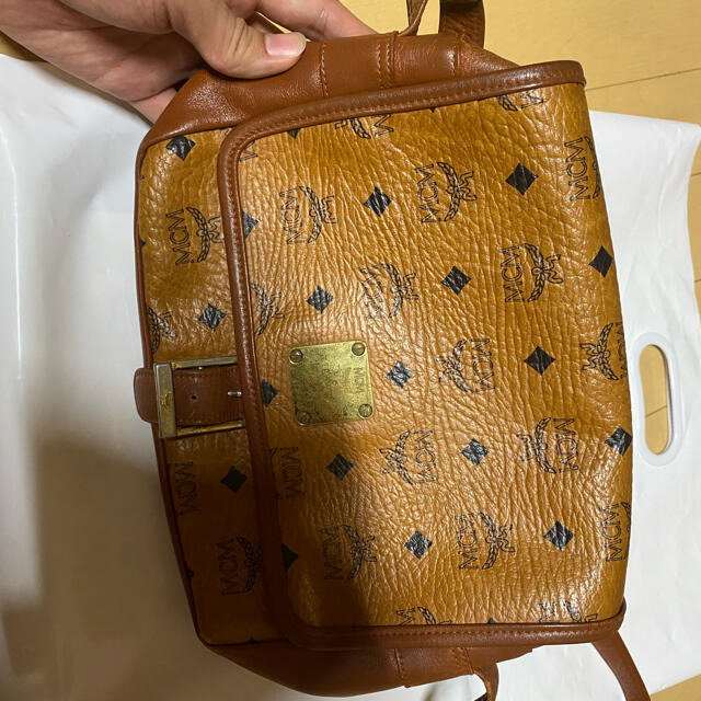 MCM ショルダーバッグ　レディース