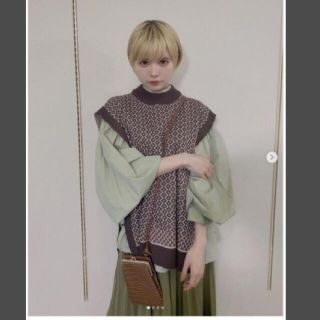 シマムラ(しまむら)の新品　しまむら　グリーン　近藤千尋　ブラウス　ヒルナンデス　益若つばさ　M(シャツ/ブラウス(長袖/七分))