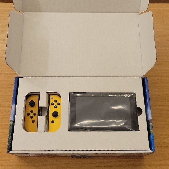 Chi!!様専用】 Nintendo Switch ピカブイ 本体セット Chi!!様専用】 Nintendo Switch ピカブイ 本体セット