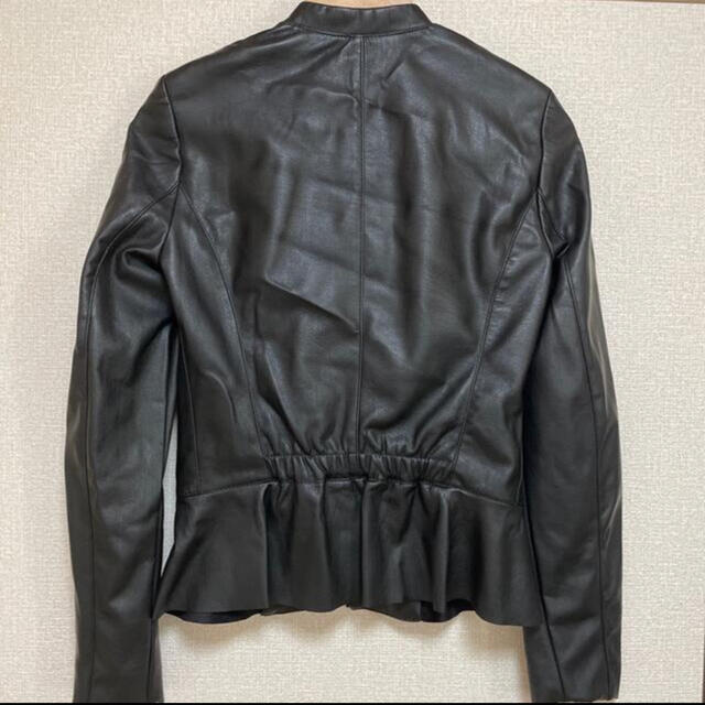 ZARA(ザラ)のZARA ライダースジャケット 裾フリル 新品タグ付き レディースのジャケット/アウター(ライダースジャケット)の商品写真