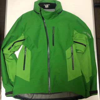 アークテリクス(ARC'TERYX)のすんすん様　アークテリクス　サイドワインダー　グリーン　Sサイズ(マウンテンパーカー)