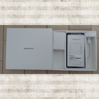 ラクテン(Rakuten)の新品同様 Rakuten mobile 楽天モバイル楽天mini ミニ ブラック(スマートフォン本体)