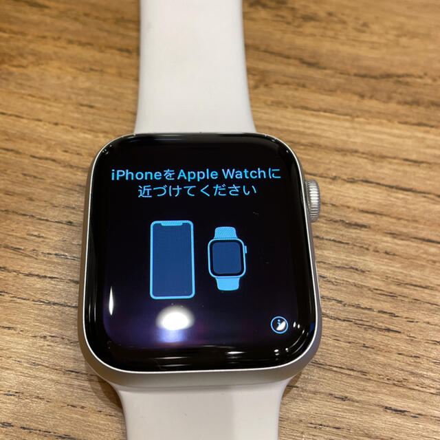 Apple(アップル)のジャンク apple watch series4 44mm メンズの時計(腕時計(デジタル))の商品写真