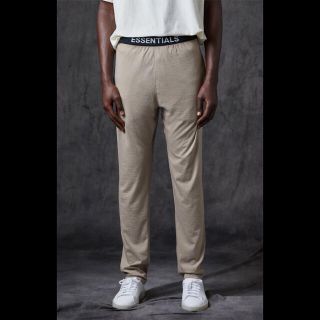 フィアオブゴッド(FEAR OF GOD)のnk9972様専用　新品人気 FOG Essentials ジャージ L(その他)