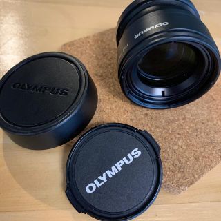 オリンパス(OLYMPUS)のolympus レンズ　TCON-T01 なぁん様専用(レンズ(単焦点))