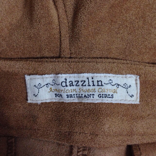 dazzlin(ダズリン)のdazzlin スエードフリルショーパン レディースのパンツ(ショートパンツ)の商品写真