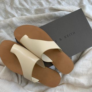 チャールズアンドキース(Charles and Keith)の新品未使用 チャールズアンドキース サンダル 40(サンダル)