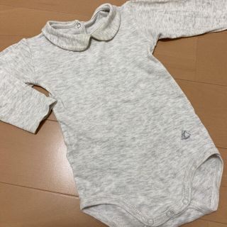 プチバトー(PETIT BATEAU)のロンパース　プチバトー　6m/ 67㎝　襟付き　70(ロンパース)