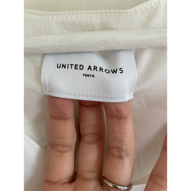 UNITED ARROWS(ユナイテッドアローズ)のユナイテッドアローズ　白ワンピース レディースのワンピース(ロングワンピース/マキシワンピース)の商品写真