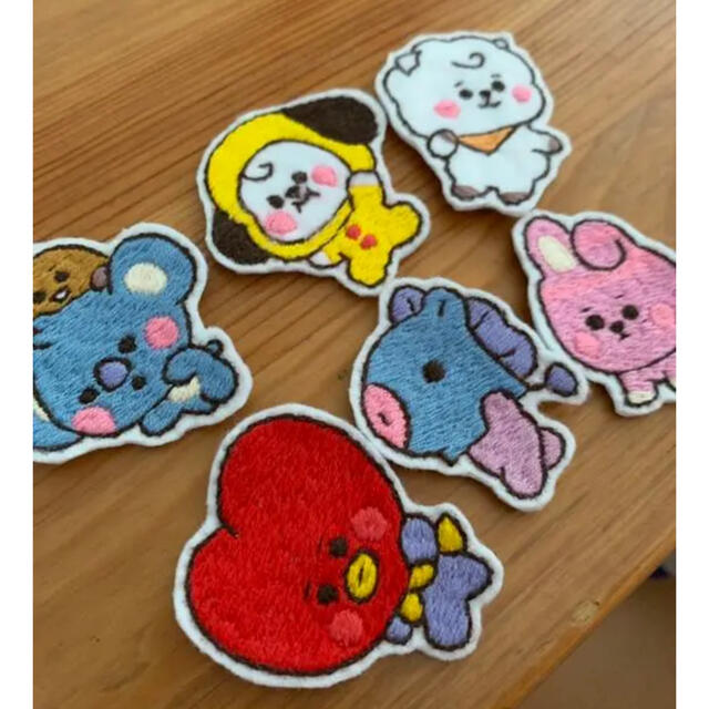 BT21 ワッペン ハンドメイドのハンドメイド その他(その他)の商品写真