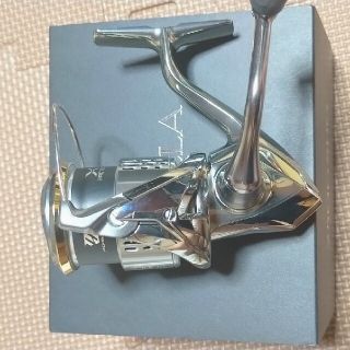 シマノ(SHIMANO)の18ステラ2500shg 極美品(リール)