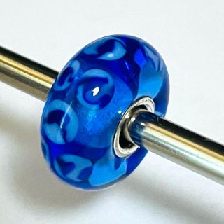 (おまとめ御要望品)trollbeads トロールビーズ ブルードッツ(チャーム)