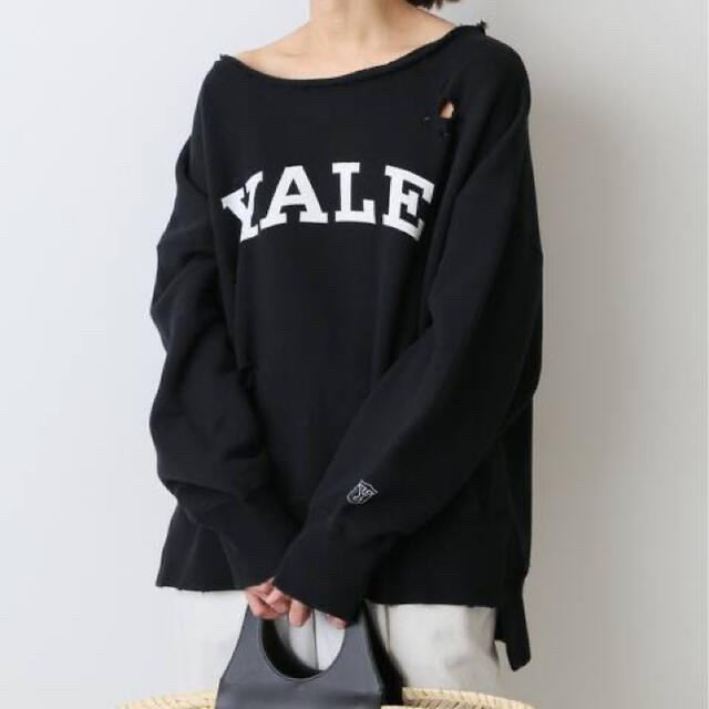 YALE/リメイク風スウェット